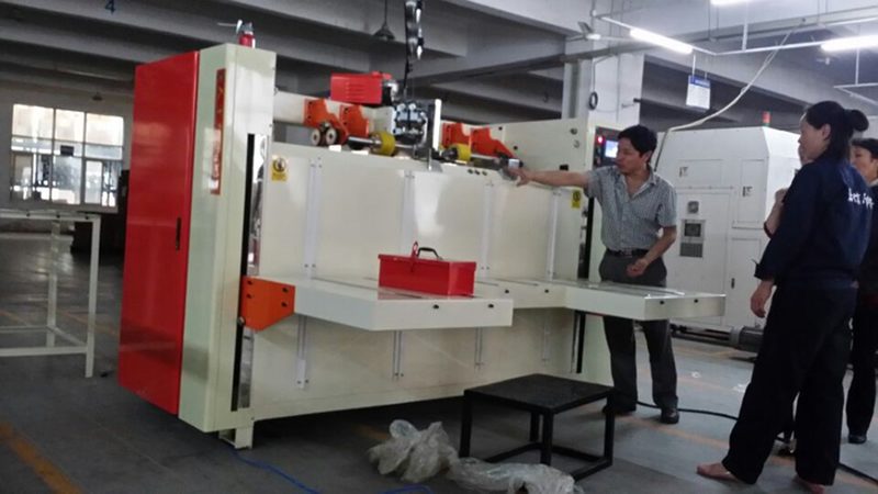 液体灌装机材质选择注意事项：如何兼顾稳定性和耐用性